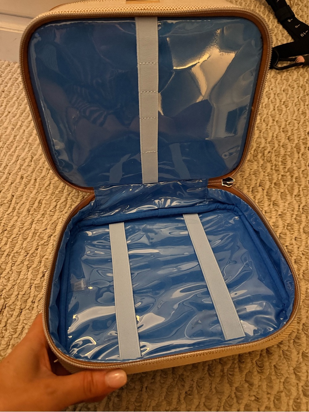 3 Piece Stephanie Johnson Cream and Blue Cosmetic Train Case Set - Picture 7 of 11